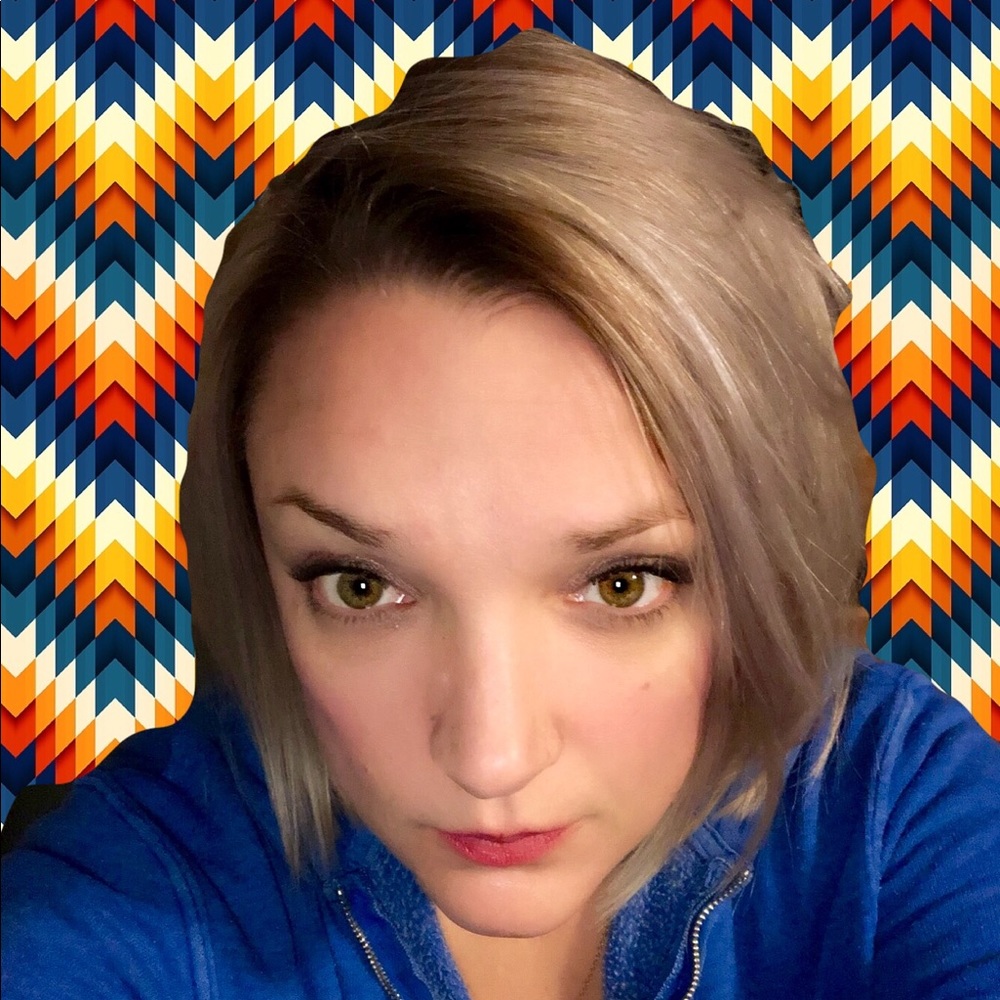 Meet your Posher, Anna